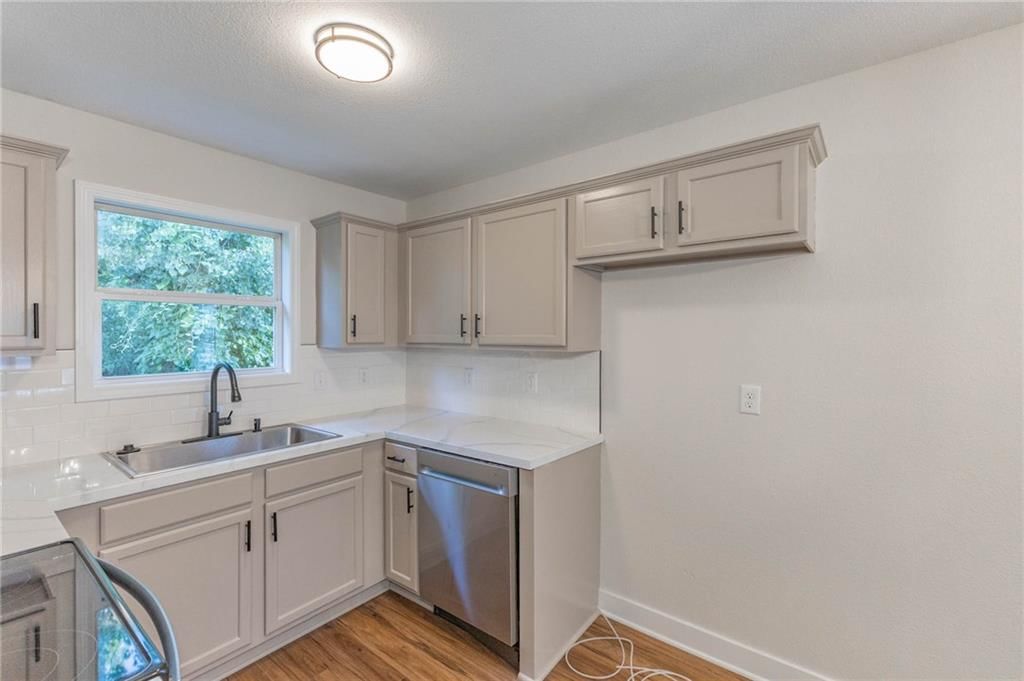 8855 Ann Avenue — photo 8