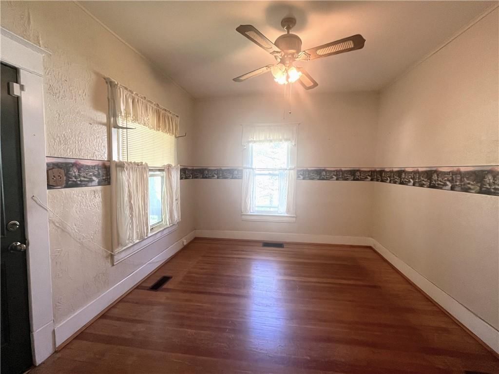 1703 S HARRISON Avenue — photo 3