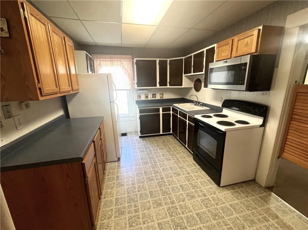 1703 S HARRISON Avenue — photo 12