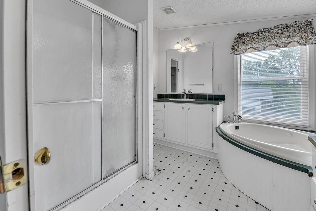 1529 Angelique Street — photo 13