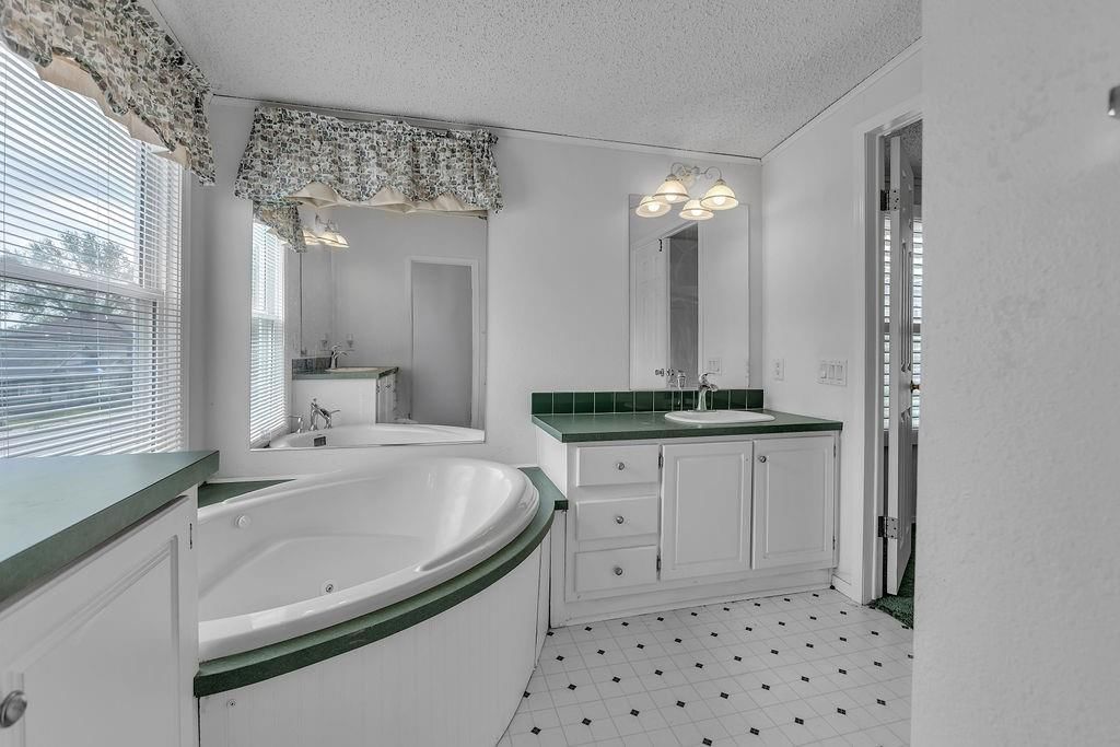 1529 Angelique Street — photo 14