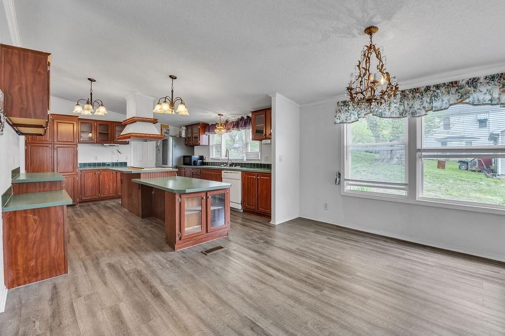 1529 Angelique Street — photo 15