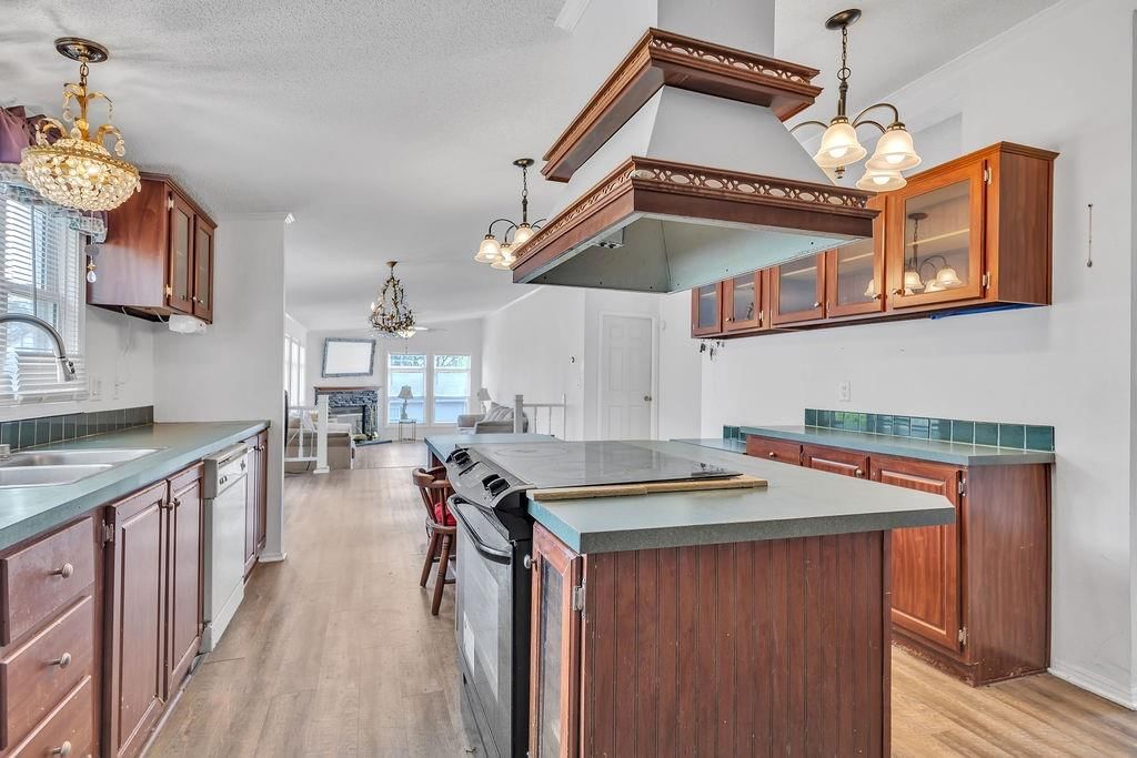 1529 Angelique Street — photo 20