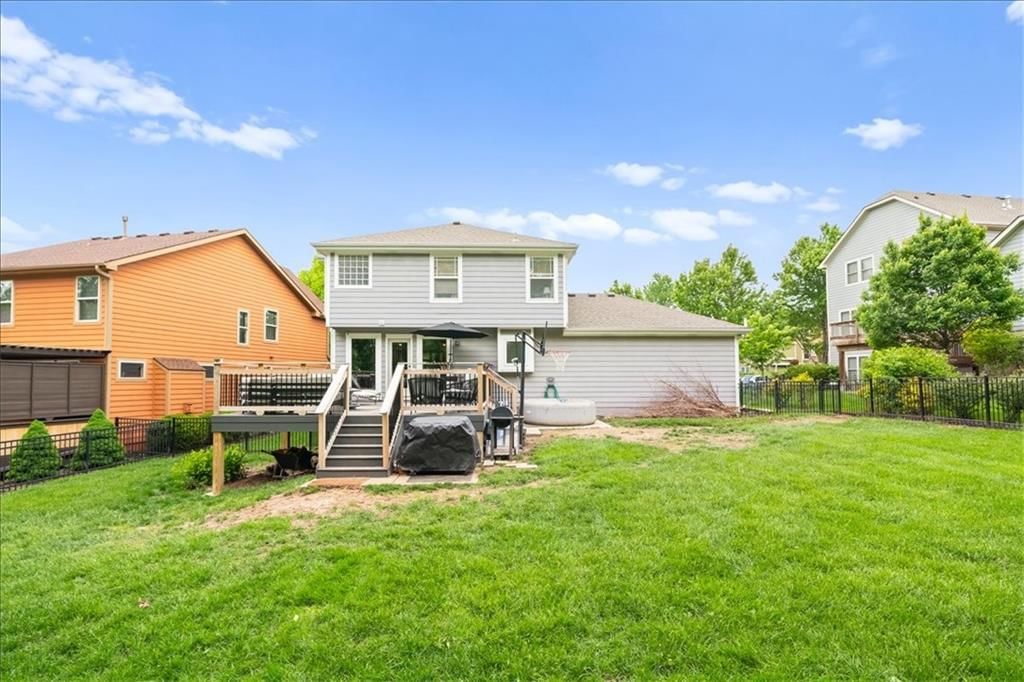 325 Creekwood Drive — photo 25