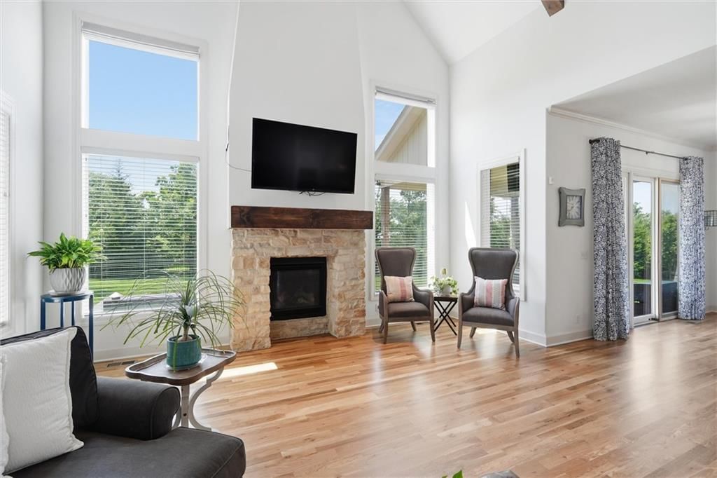 24739 W 92nd Street — photo 7
