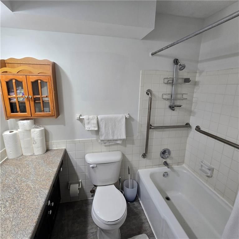 423 W 104th Street — photo 5