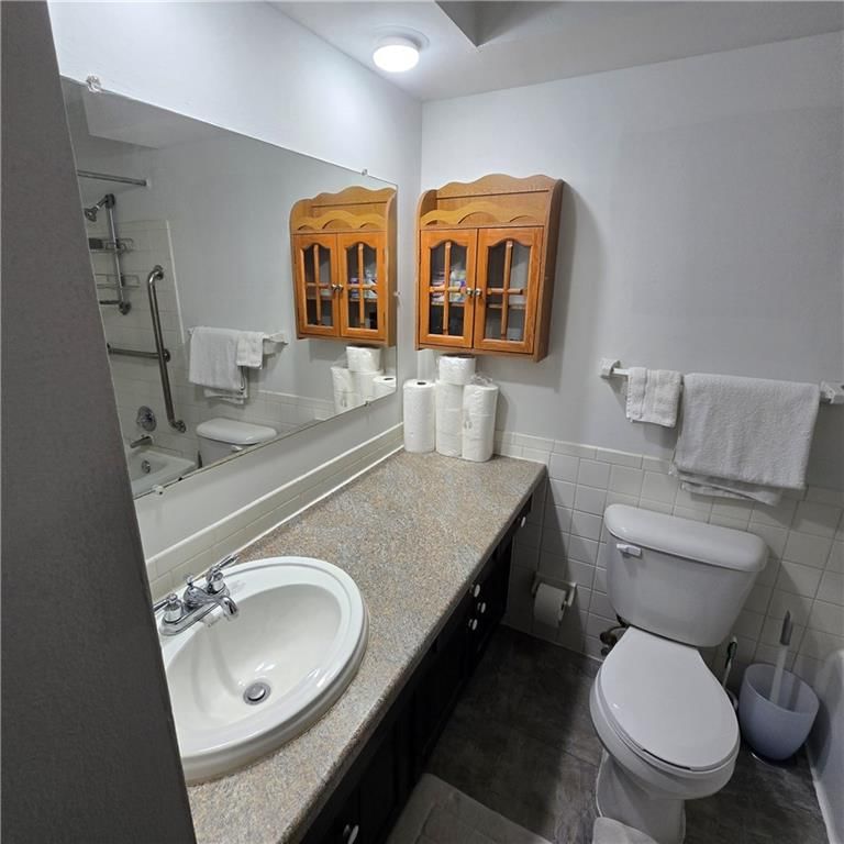 423 W 104th Street — photo 6