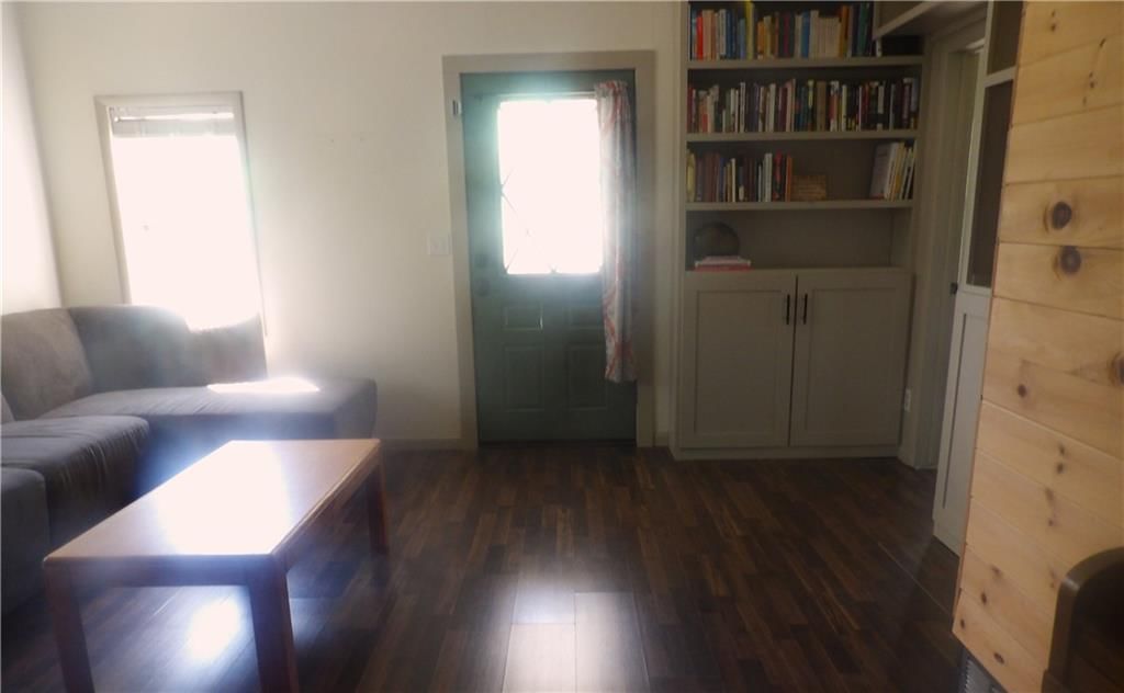 316 N Hickory Street — photo 20