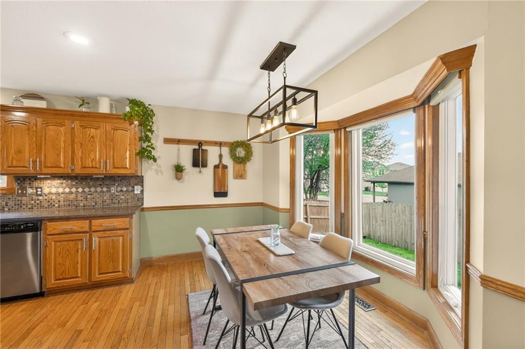 605 W South Street — photo 10