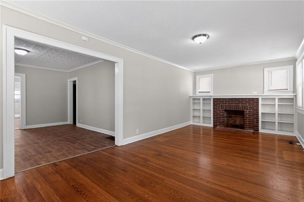 112 N Ash Avenue — photo 11