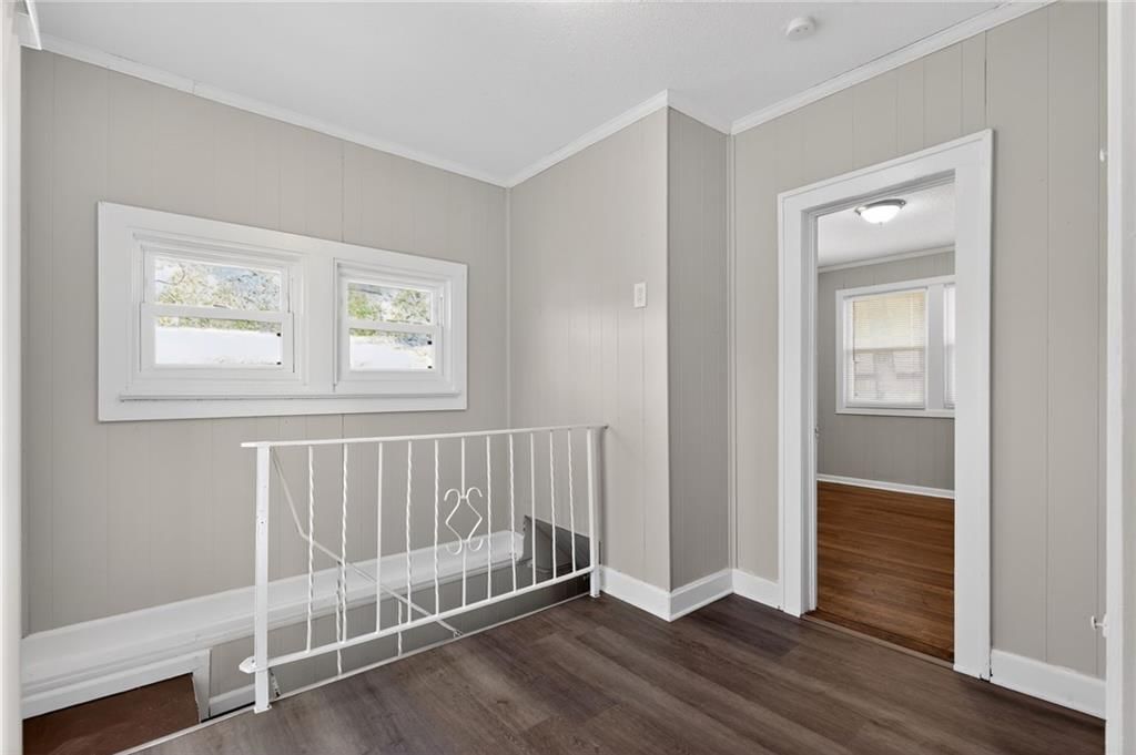 112 N Ash Avenue — photo 24