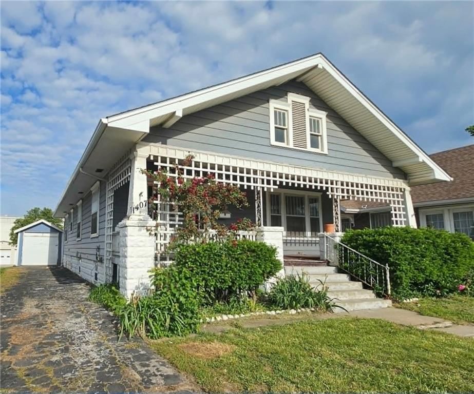 1407 N Broadway Street, Pittsburg, KS
