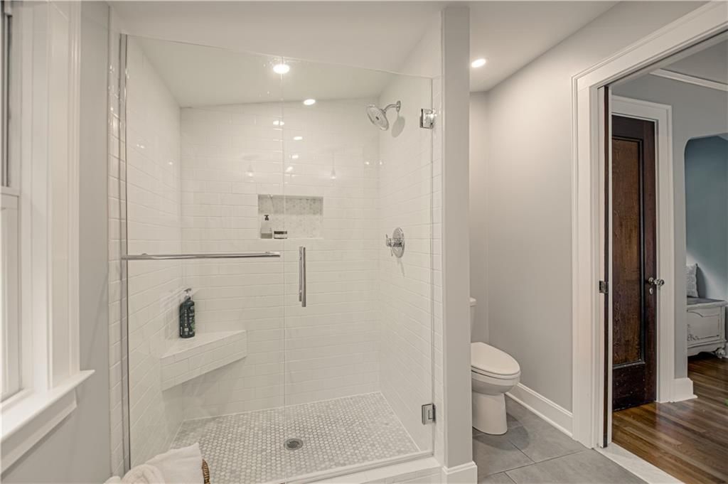 308 E 68TH Terrace — photo 27