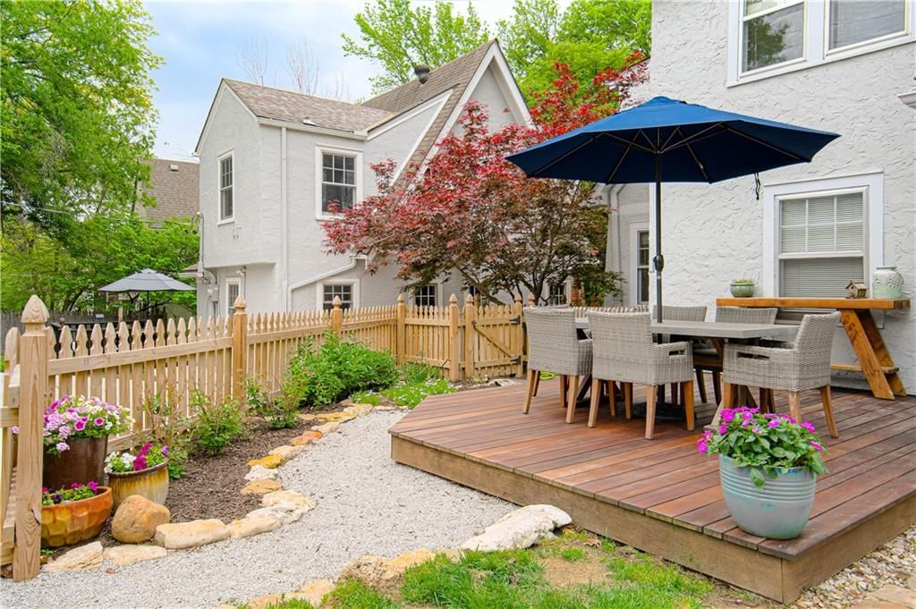 308 E 68TH Terrace — photo 40
