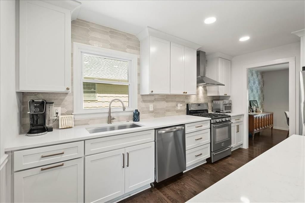 9004 Horton Street — photo 8