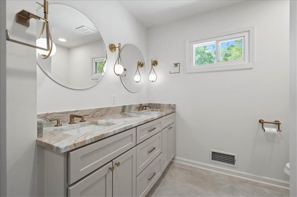 9004 Horton Street — photo 15