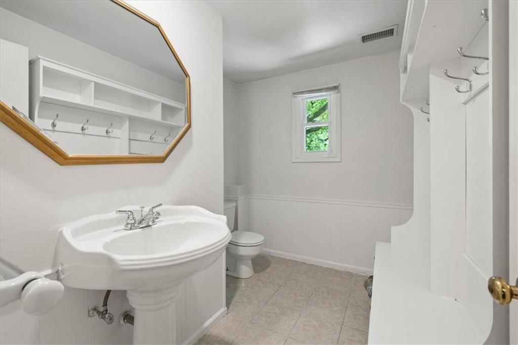9004 Horton Street — photo 26