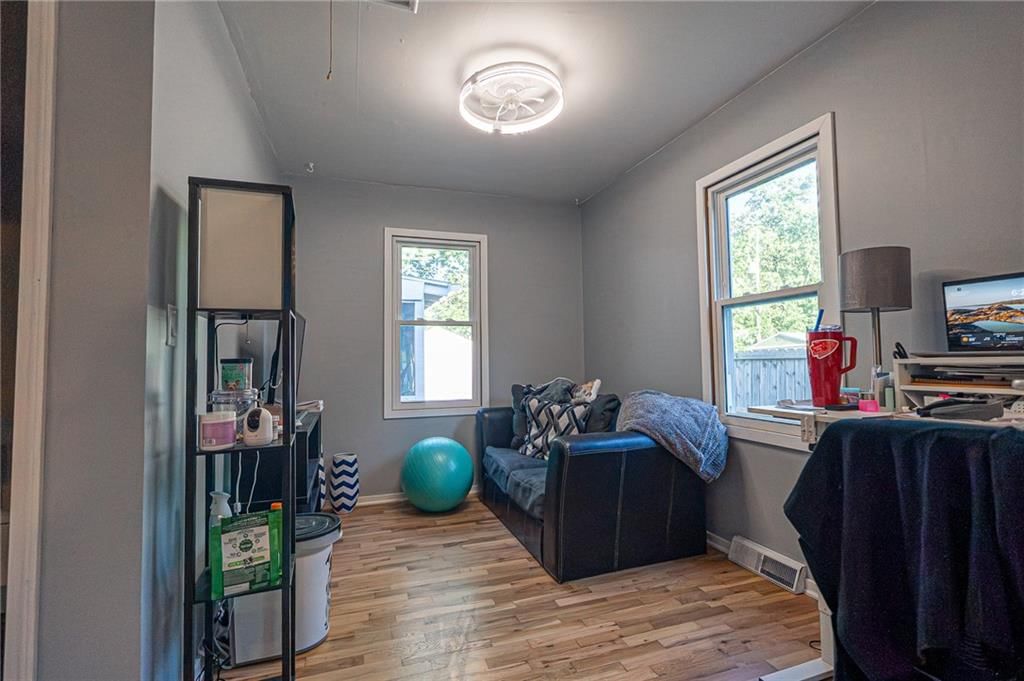 115 Spring Valley Avenue — photo 15