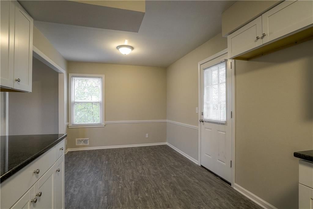 10200 Blue Ridge Boulevard — photo 8