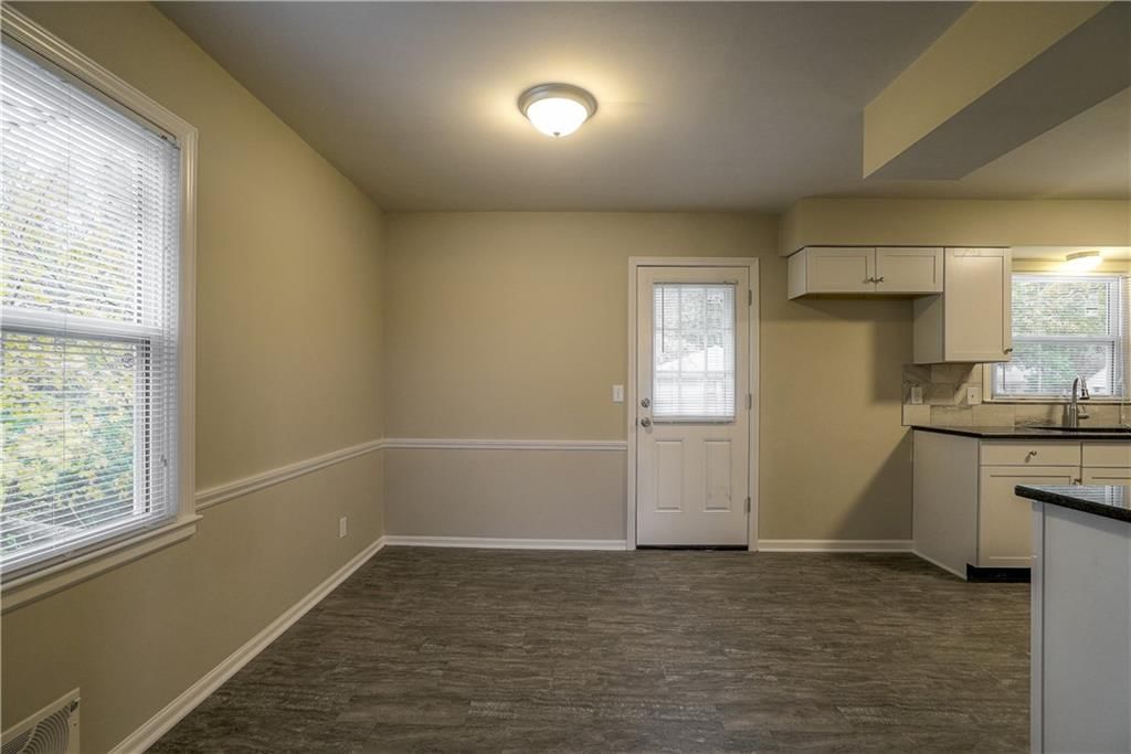 10200 Blue Ridge Boulevard — photo 9