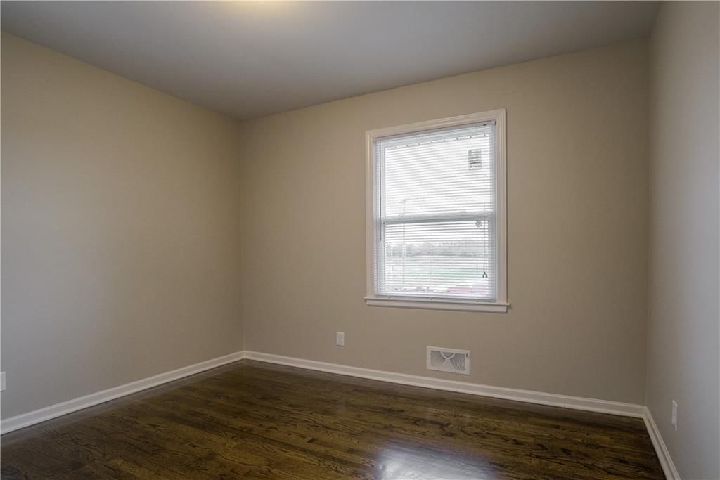 10200 Blue Ridge Boulevard — photo 24