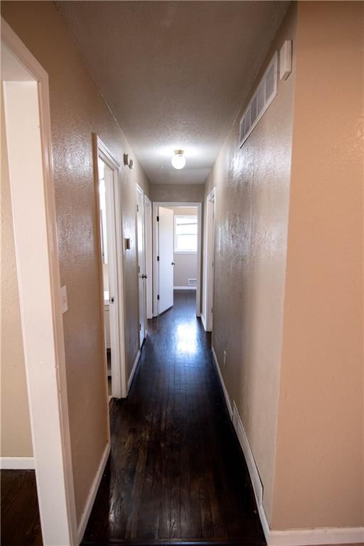 13112 Winchester Avenue — photo 7