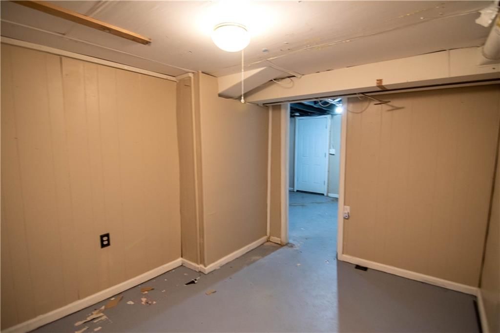 13112 Winchester Avenue — photo 17
