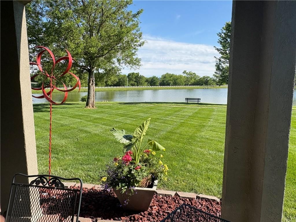 4220 SW Duck Pond Drive — photo 9