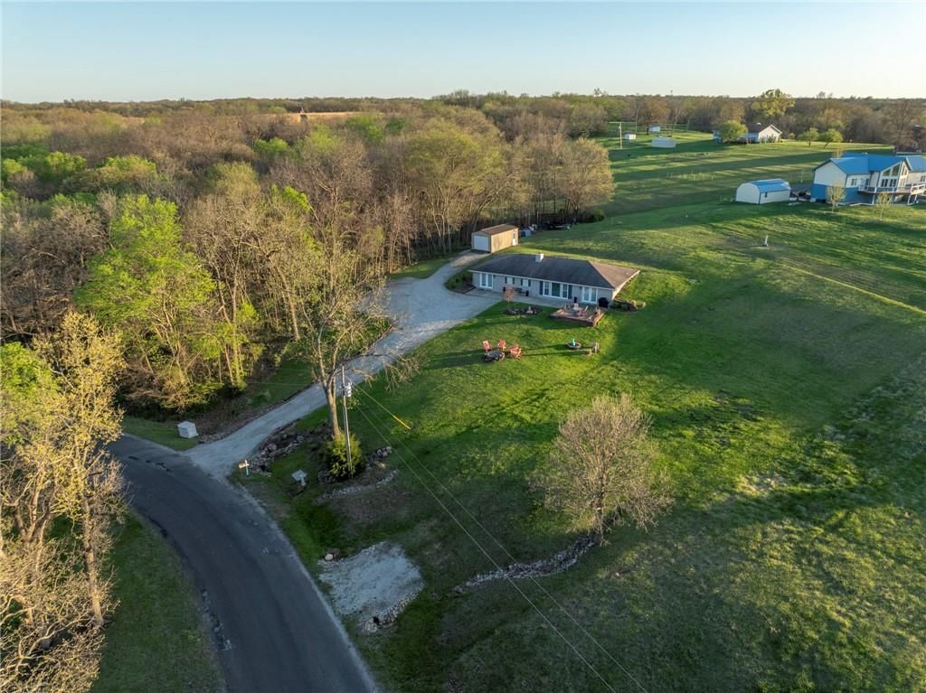 541 Lake Viking Terrace — photo 3