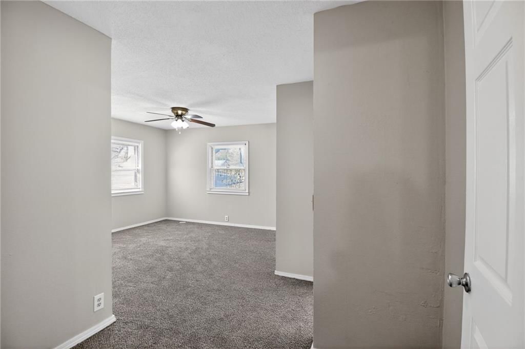 1422 S Maywood Avenue — photo 8