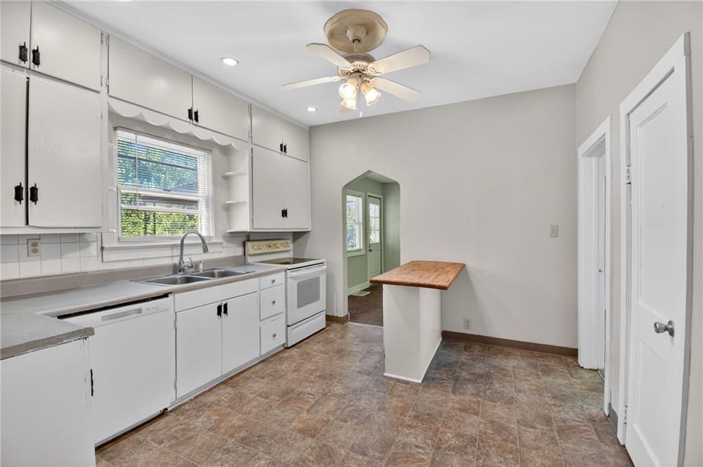 1422 S Maywood Avenue — photo 19