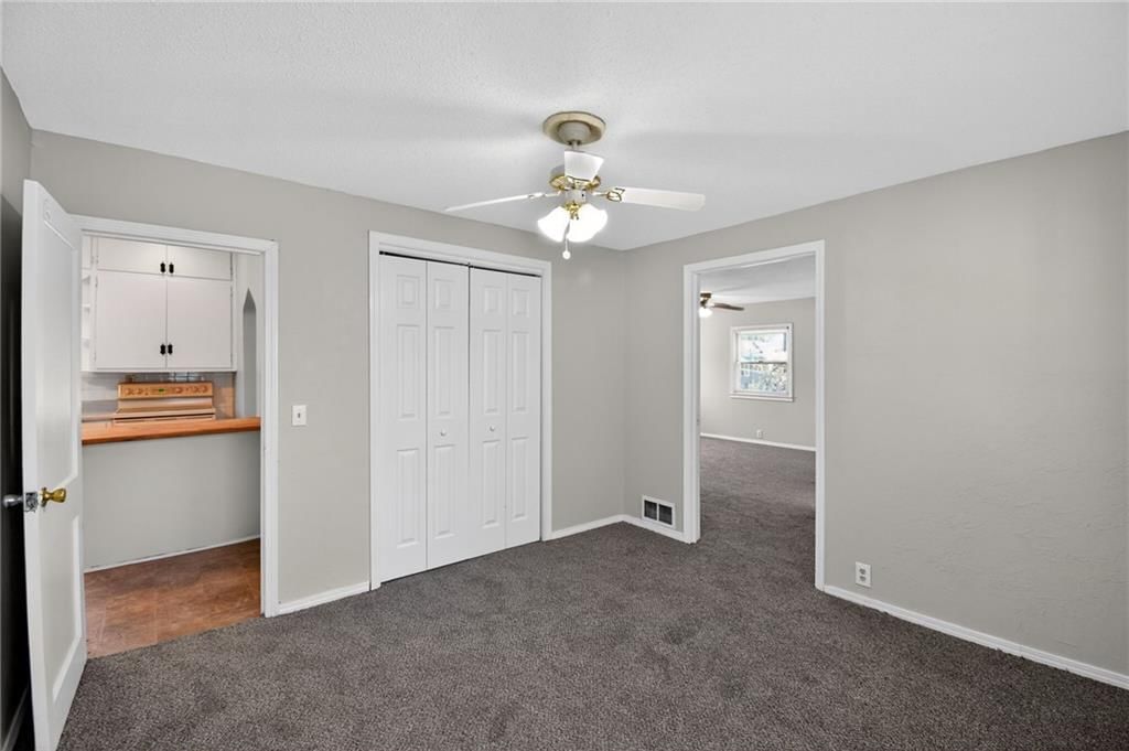 1422 S Maywood Avenue — photo 22