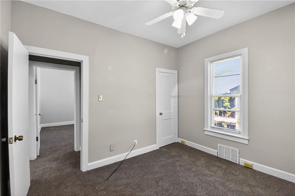 1422 S Maywood Avenue — photo 24