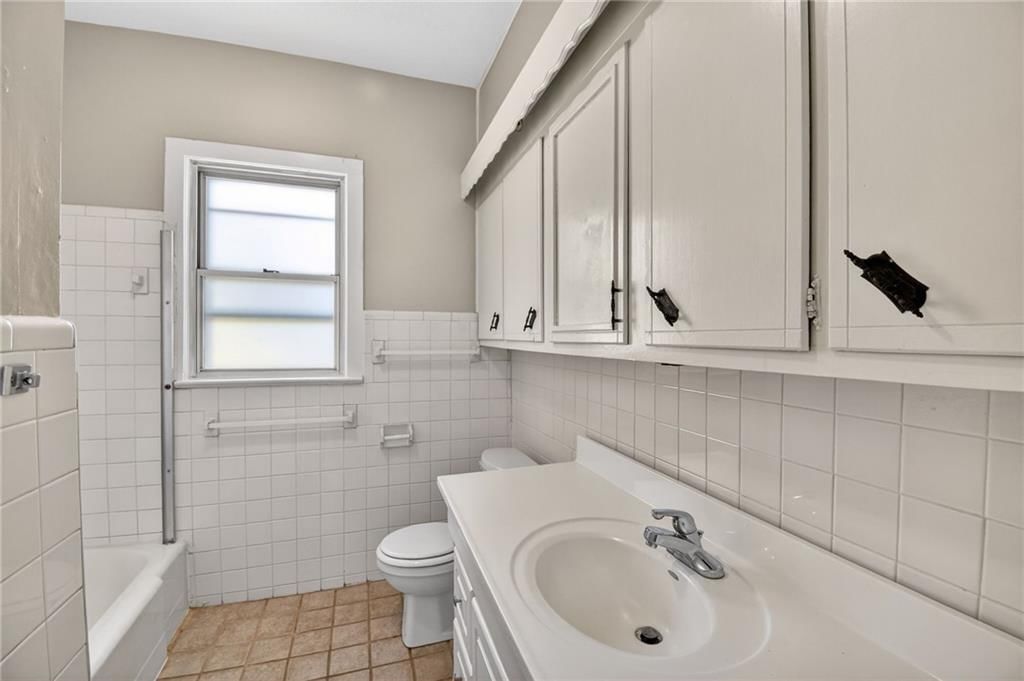 1422 S Maywood Avenue — photo 27