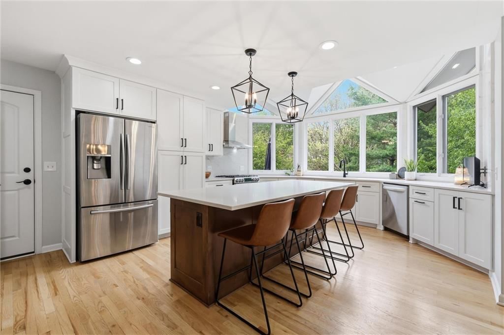 15317 W 83rd Terrace — photo 10
