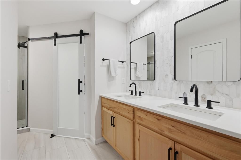 15317 W 83rd Terrace — photo 22