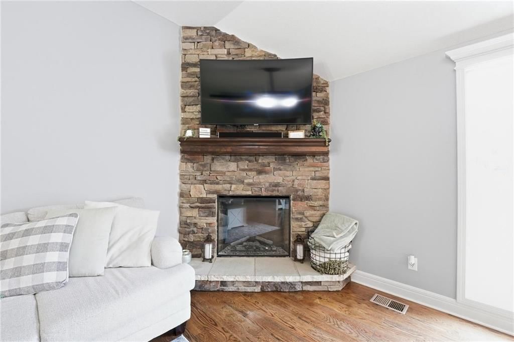 4010 Stacey Way Court — photo 11