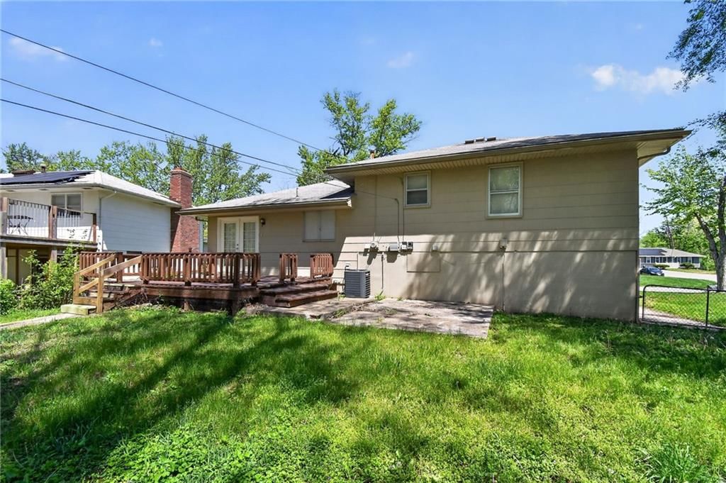 11612 Sycamore Drive — photo 30