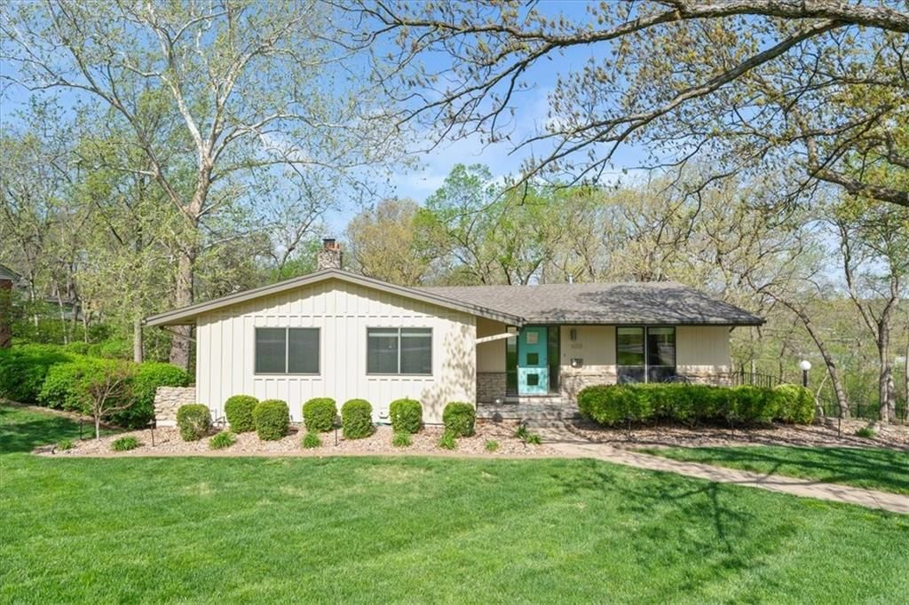 6313 Robin Hood Drive — photo 3