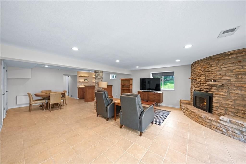6313 Robin Hood Drive — photo 26