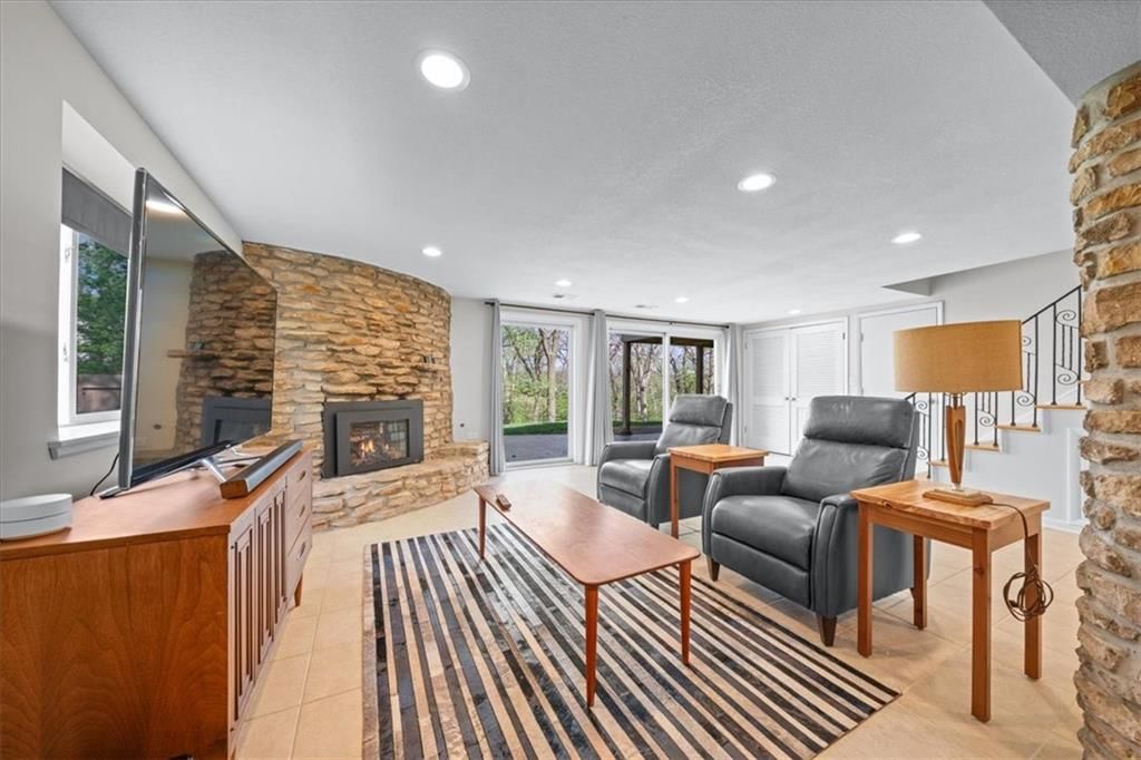 6313 Robin Hood Drive — photo 28