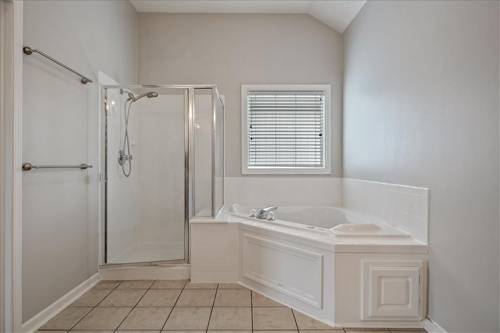 6315 W 147th Terrace — photo 22