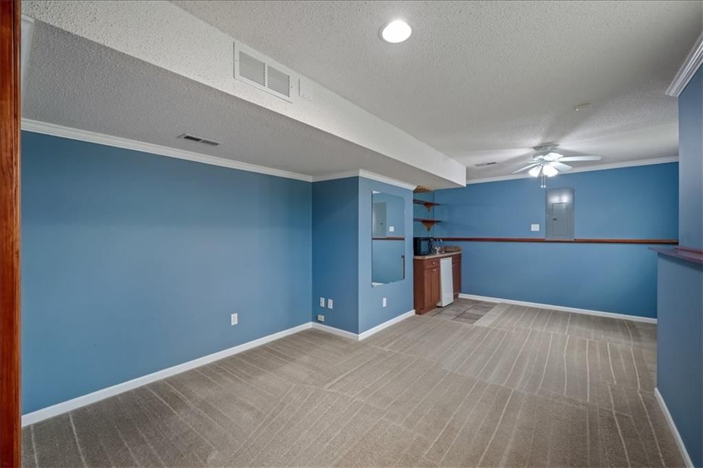 6315 W 147th Terrace — photo 32