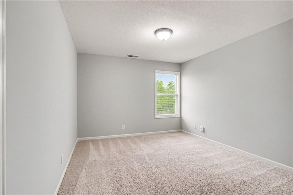 1001 SE Scarlet Court — photo 39