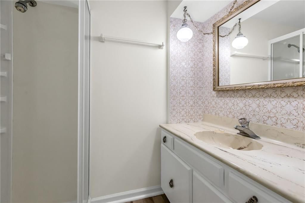 401 Smiley Road — photo 37