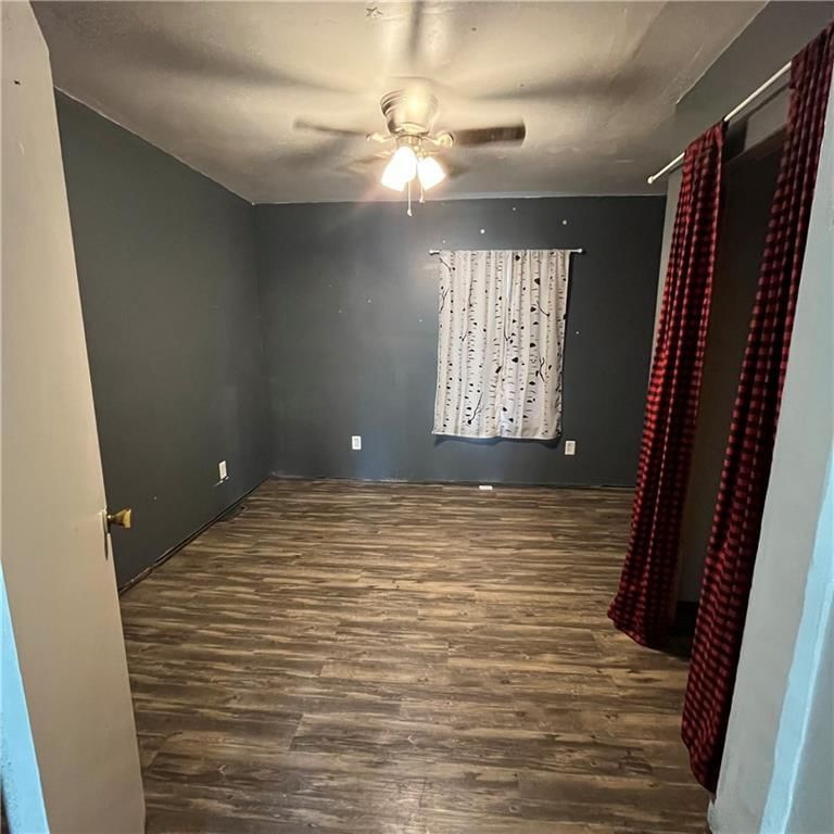 407 E Osage Street — photo 15