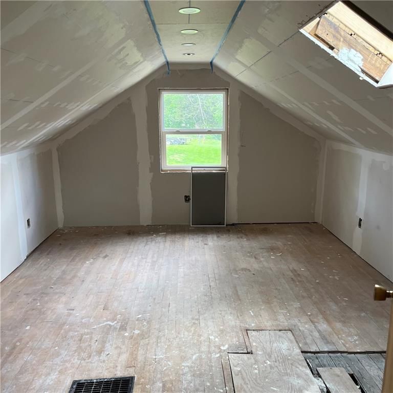 407 E Osage Street — photo 18