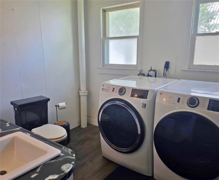 407 E Osage Street — photo 20