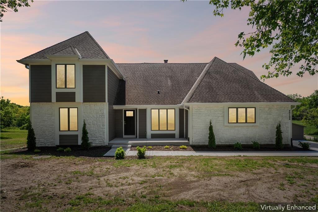 20195 College Boulevard — photo 3