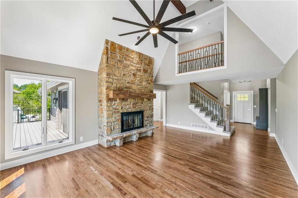 20195 College Boulevard — photo 15